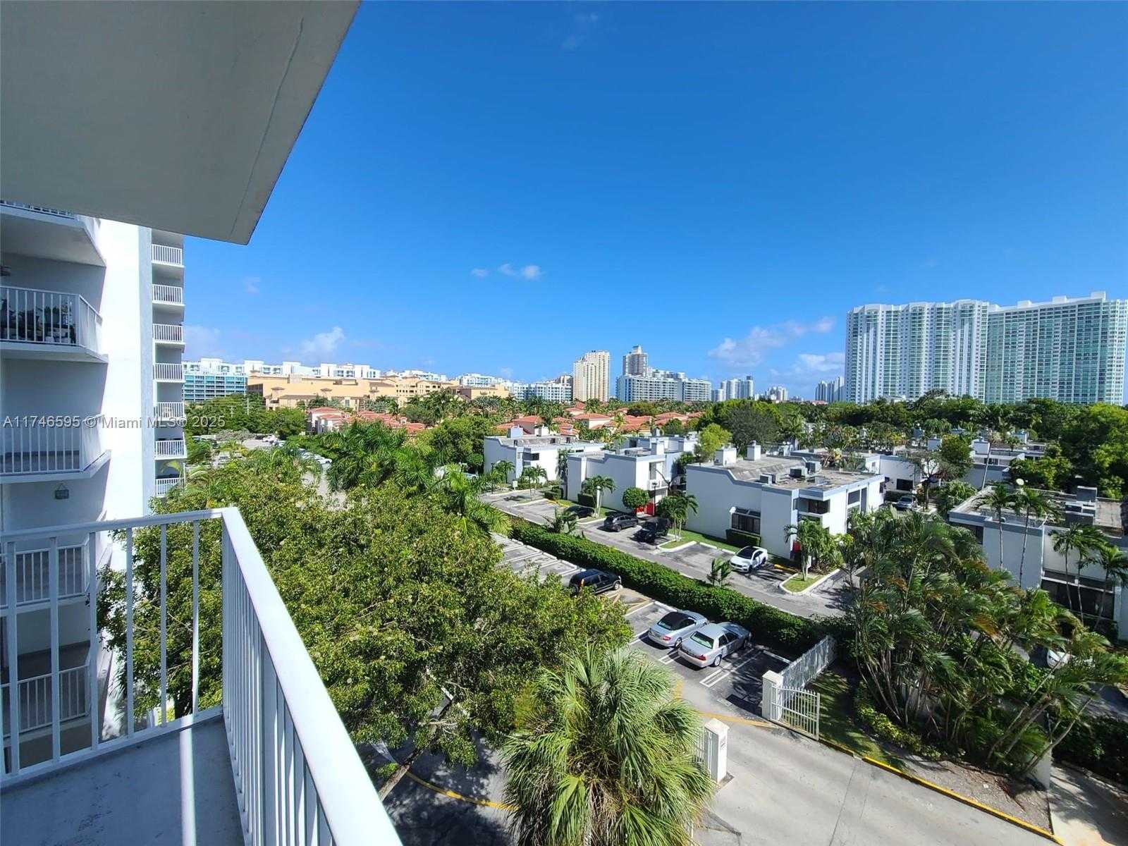 Small Image of 2851 NORTH EAST 183RD ST #511E, Aventura Number 2