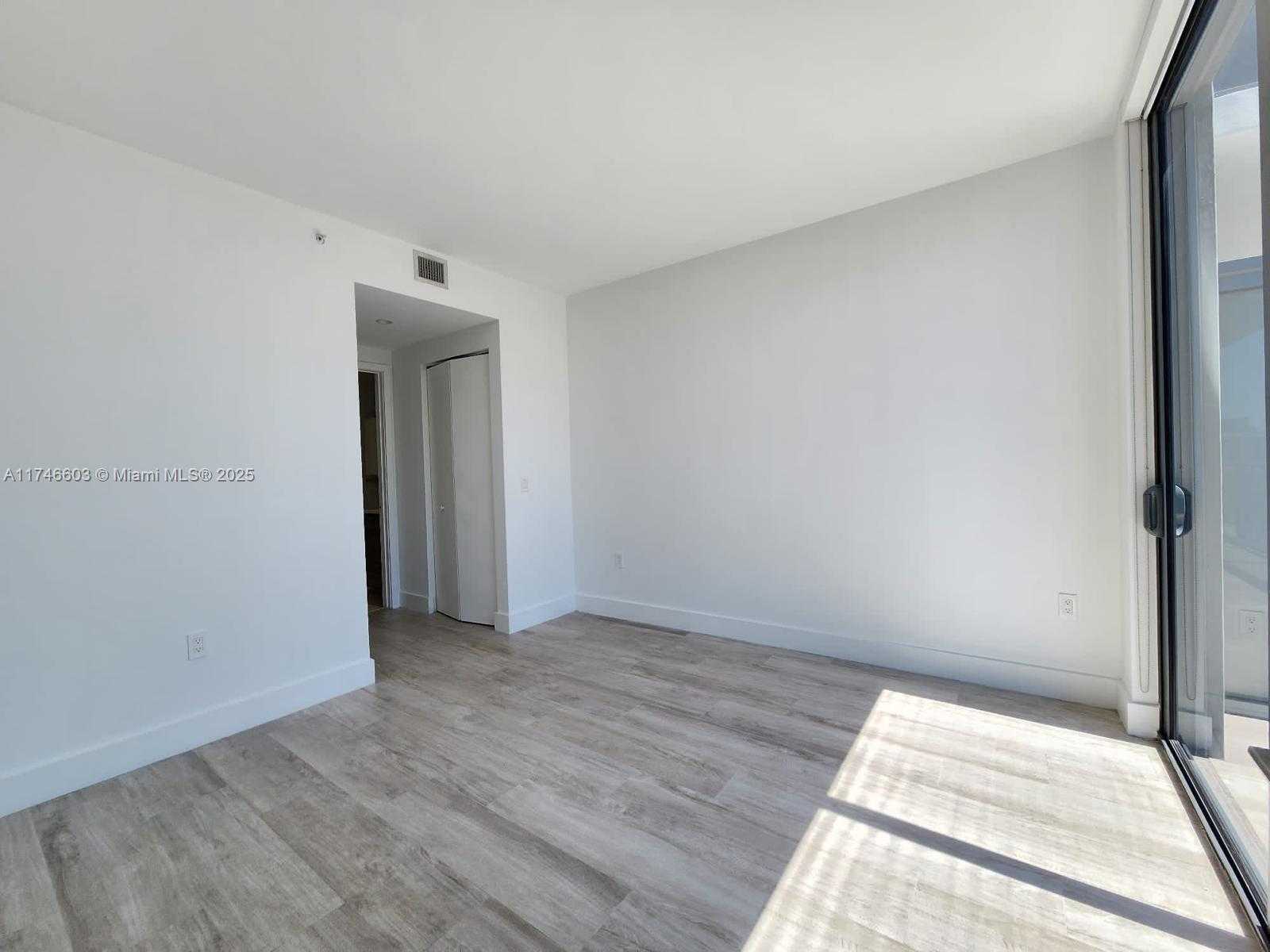 Small Image of 121 NORTH EAST 34TH ST #1906A, Miami Number 11