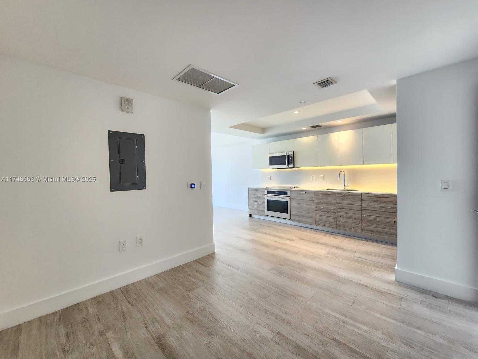 Small Image of 121 NORTH EAST 34TH ST #1906A, Miami Number 7