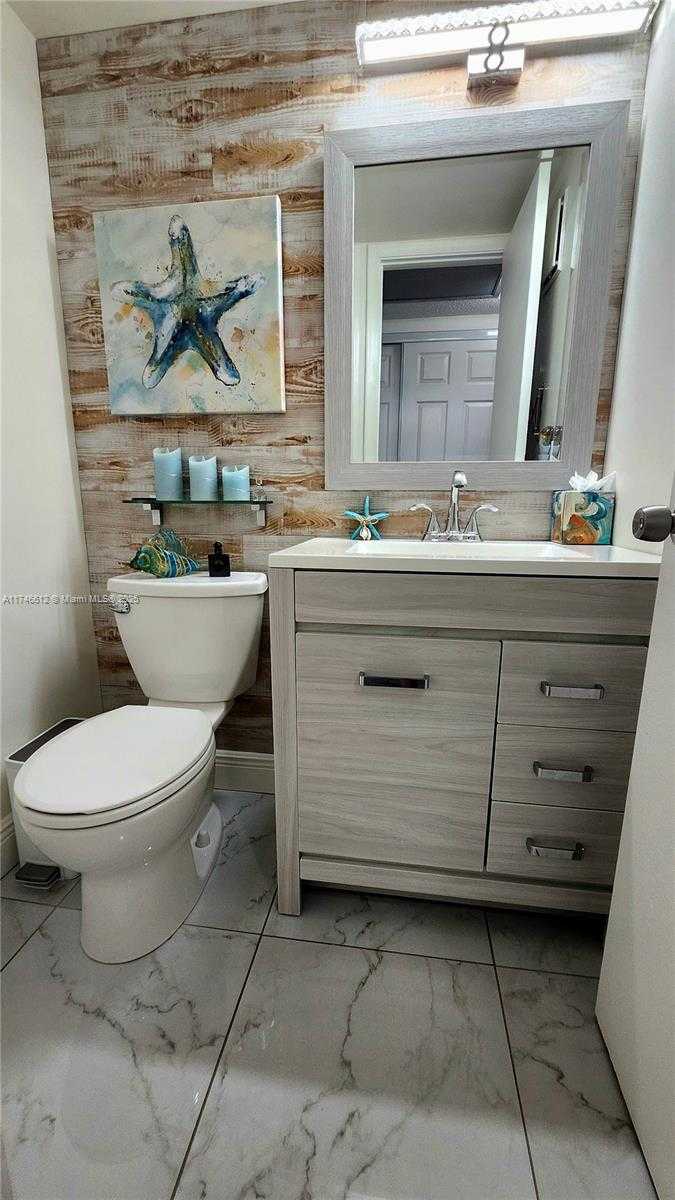 Small Image of 4071 Cambridge D, Deerfield Beach, FL 33442, USA Number 13