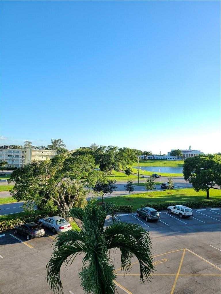 Small Image of 4071 Cambridge D, Deerfield Beach, FL 33442, USA Number 23