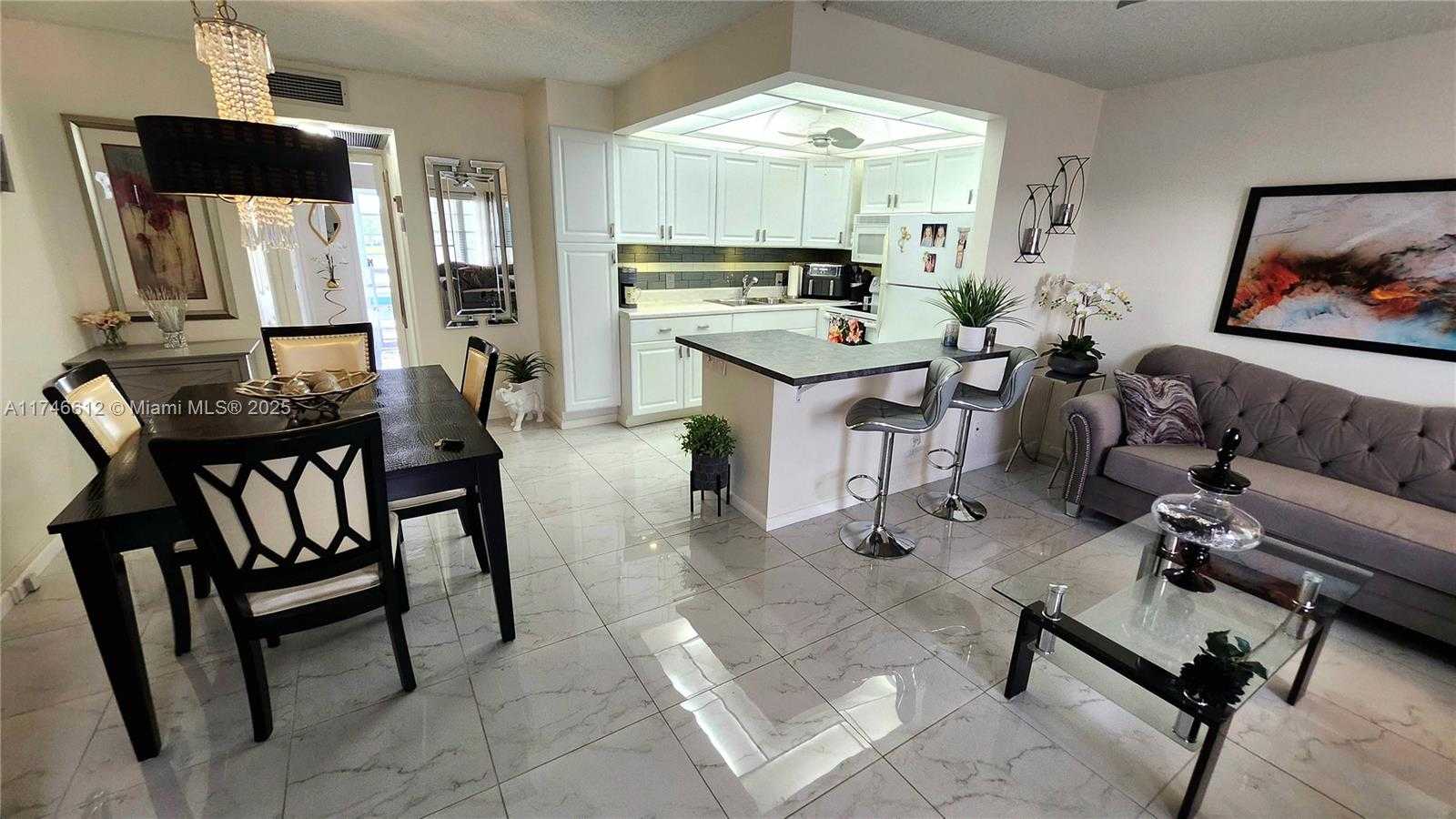 Small Image of 4071 Cambridge D, Deerfield Beach, FL 33442, USA Number 6