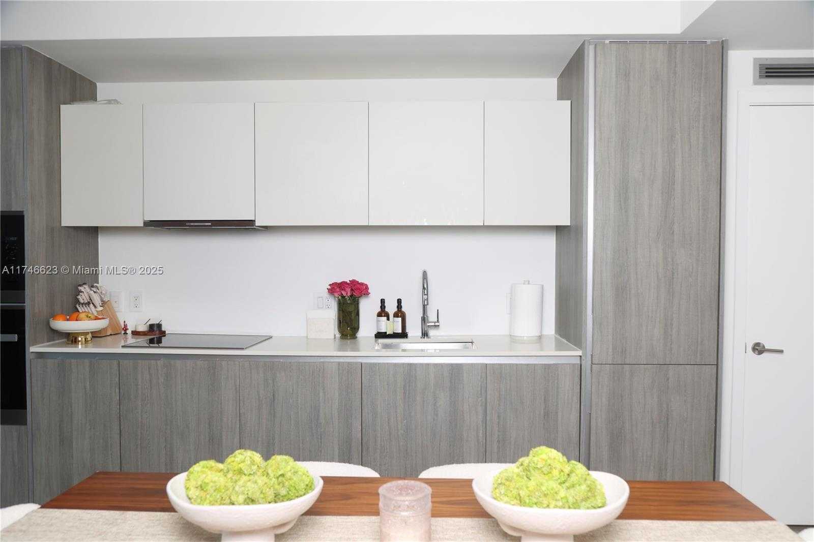 Small Image of 2900 NORTH EAST 7TH AVE #1406, Miami Number 12