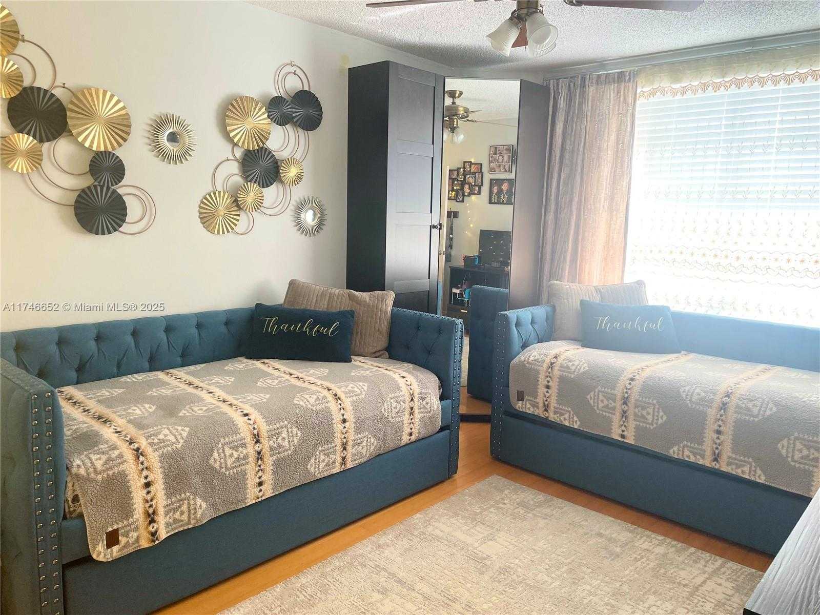 Small Image of 1985 SOUTH OCEAN DR #10G, Hallandale Beach Number 11