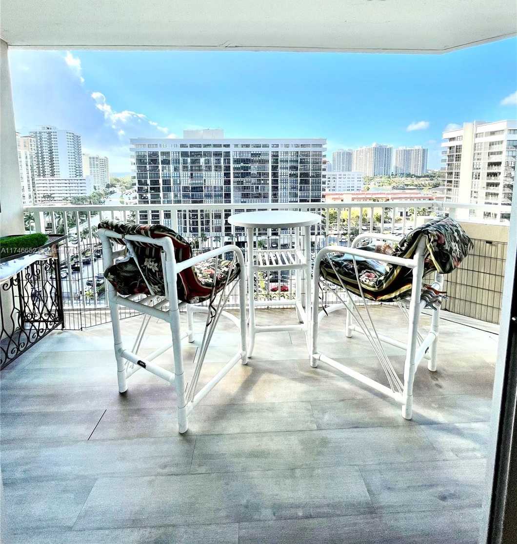 Small Image of 1985 SOUTH OCEAN DR #10G, Hallandale Beach Number 15