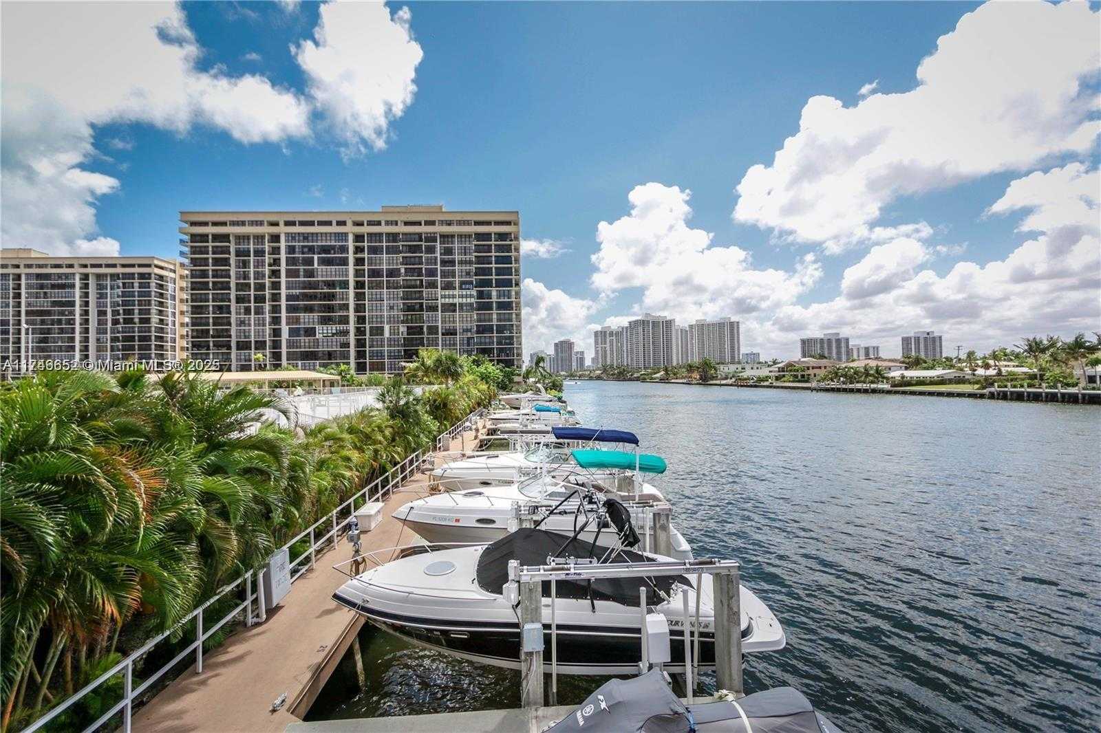 Small Image of 1985 SOUTH OCEAN DR #10G, Hallandale Beach Number 22