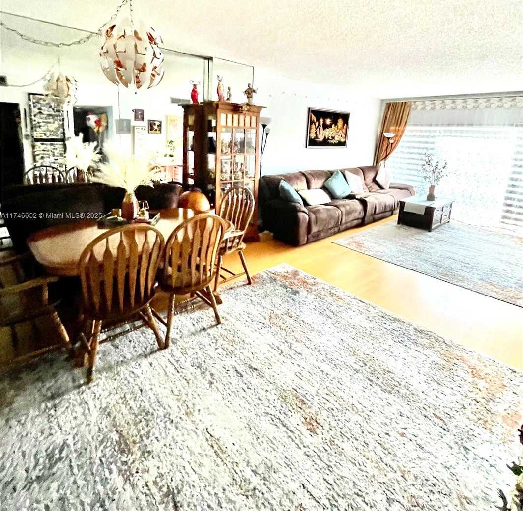 Small Image of 1985 SOUTH OCEAN DR #10G, Hallandale Beach Number 9