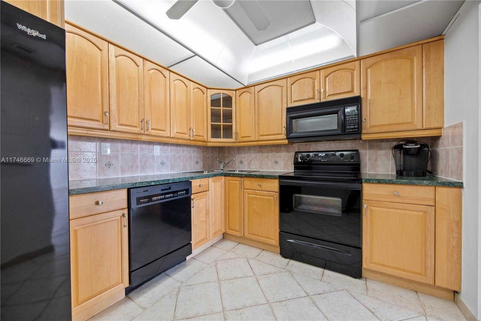 Small Image of 2750 NORTH EAST 183RD ST #2601, Aventura Number 10