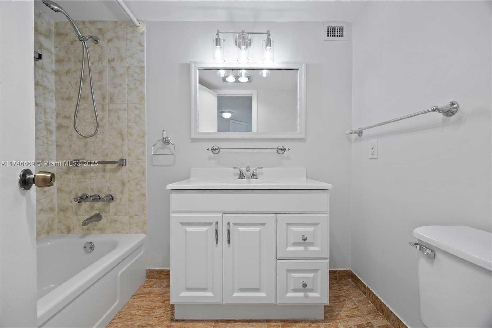 Small Image of 2750 NORTH EAST 183RD ST #2601, Aventura Number 15