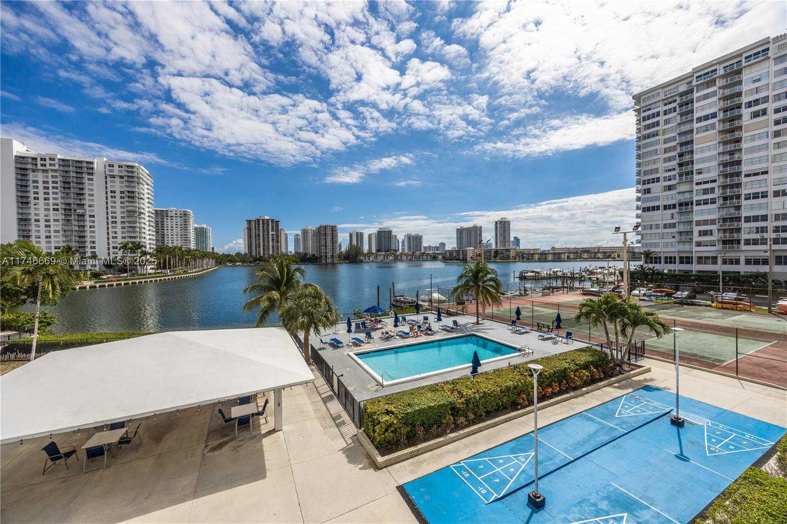 Small Image of 2750 NORTH EAST 183RD ST #2601, Aventura Number 24