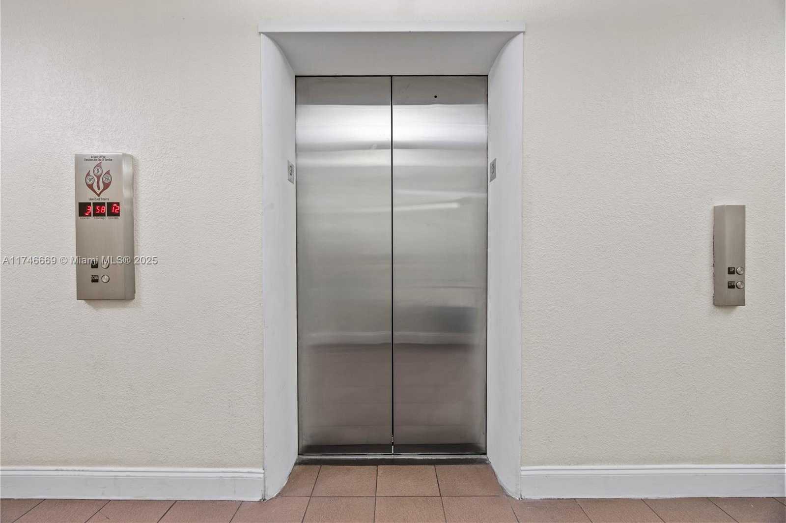 Small Image of 2750 NORTH EAST 183RD ST #2601, Aventura Number 27