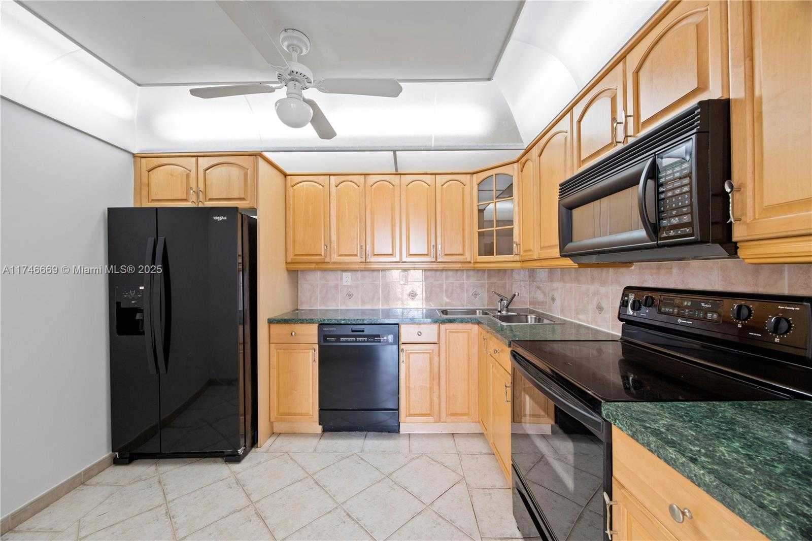 Small Image of 2750 NORTH EAST 183RD ST #2601, Aventura Number 8