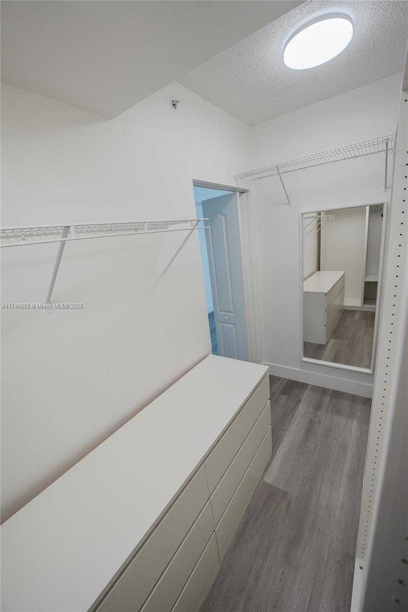 Small Image of 5085 NORTH WEST 7TH ST #1401, Miami Number 13