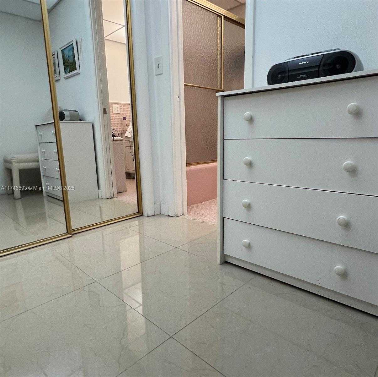 Small Image of 330 SOUTH EAST 2ND ST #101G, Hallandale Beach Number 13
