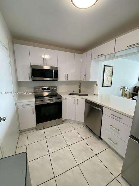 Small Image of 5601 COLLINS AVE #1524, Miami Beach Number 11