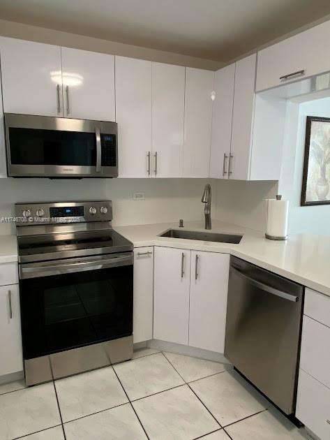 Small Image of 5601 COLLINS AVE #1524, Miami Beach Number 12