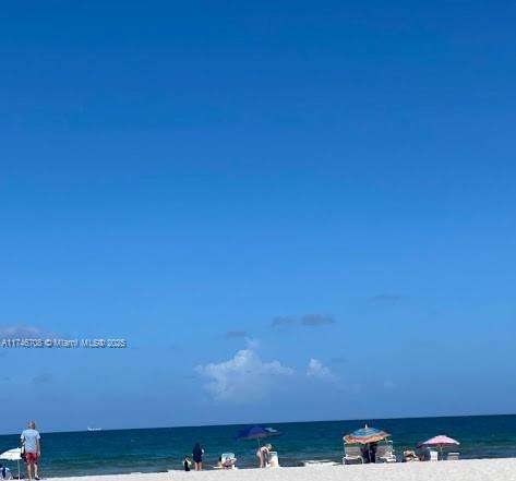 Small Image of 5601 COLLINS AVE #1524, Miami Beach Number 25