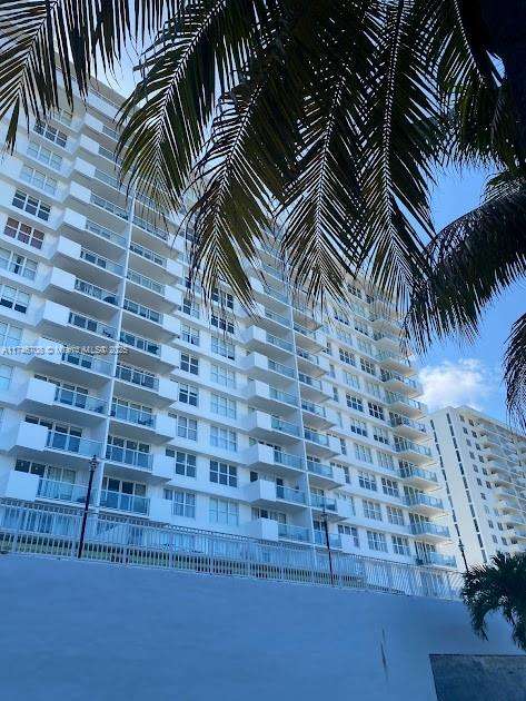 Small Image of 5601 COLLINS AVE #1524, Miami Beach Number 28