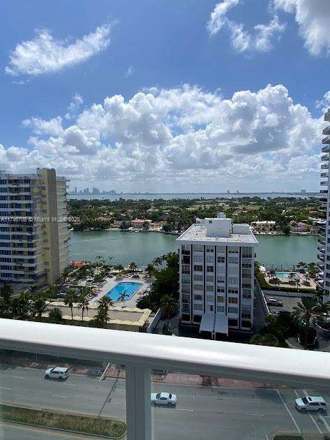 Small Image of 5601 COLLINS AVE #1524, Miami Beach Number 5