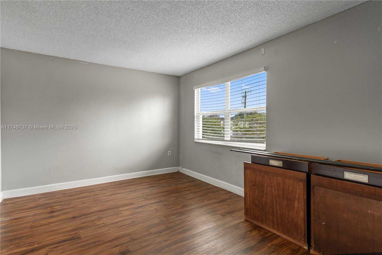 Small Image of 3662 SOUTH WEST 59TH AVENUE #2, Davie Number 19