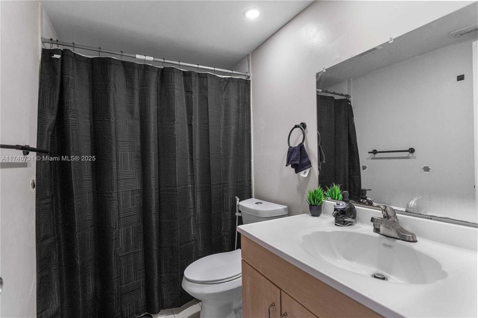 Small Image of 3662 SOUTH WEST 59TH AVENUE #2, Davie Number 21