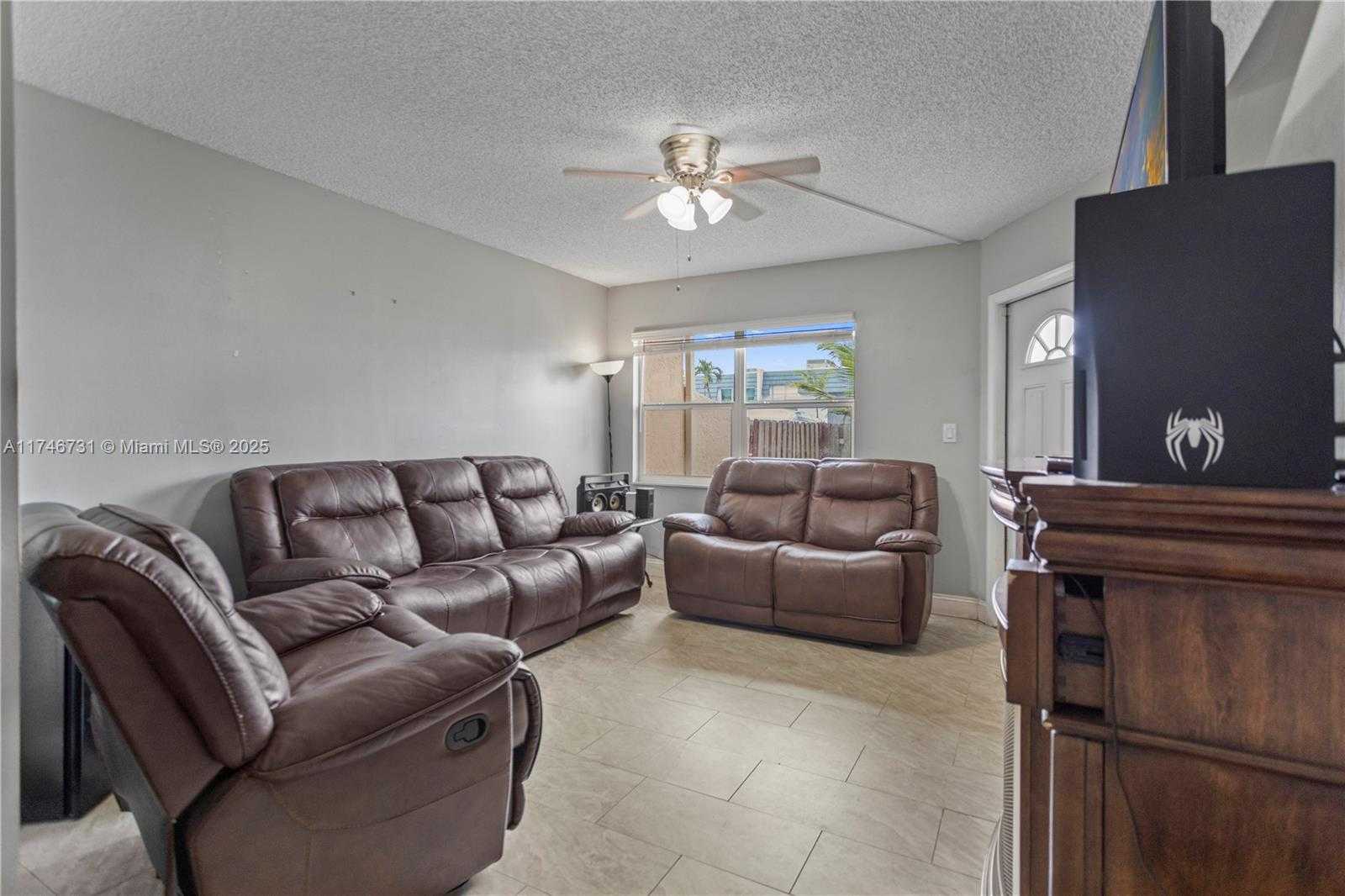 Small Image of 3662 SOUTH WEST 59TH AVENUE #2, Davie Number 3