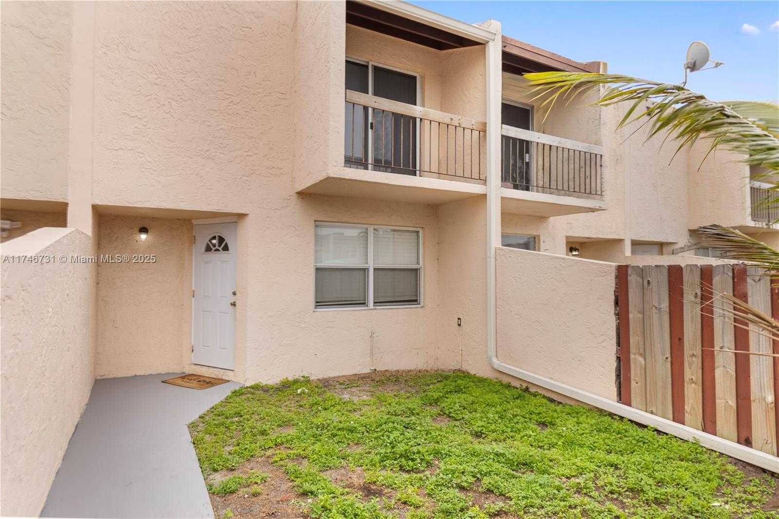 Small Image of 3662 SOUTH WEST 59TH AVENUE #2, Davie Number 7