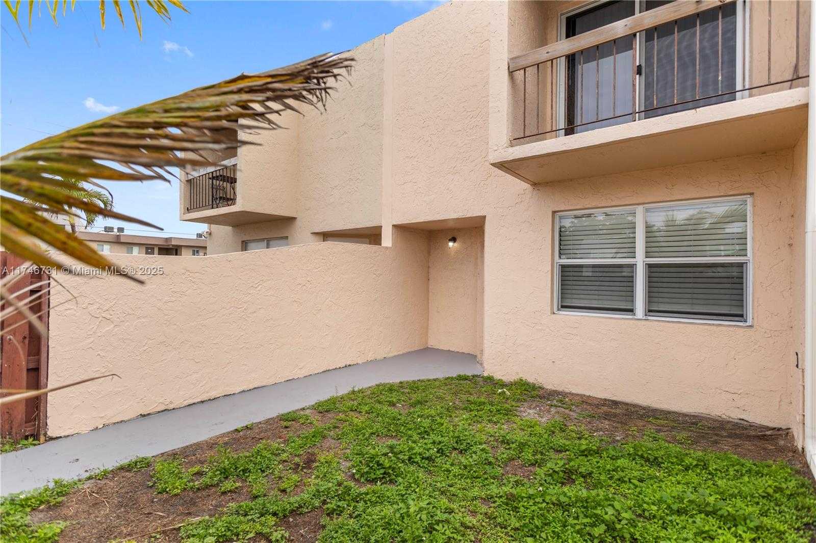 Small Image of 3662 SOUTH WEST 59TH AVENUE #2, Davie Number 8