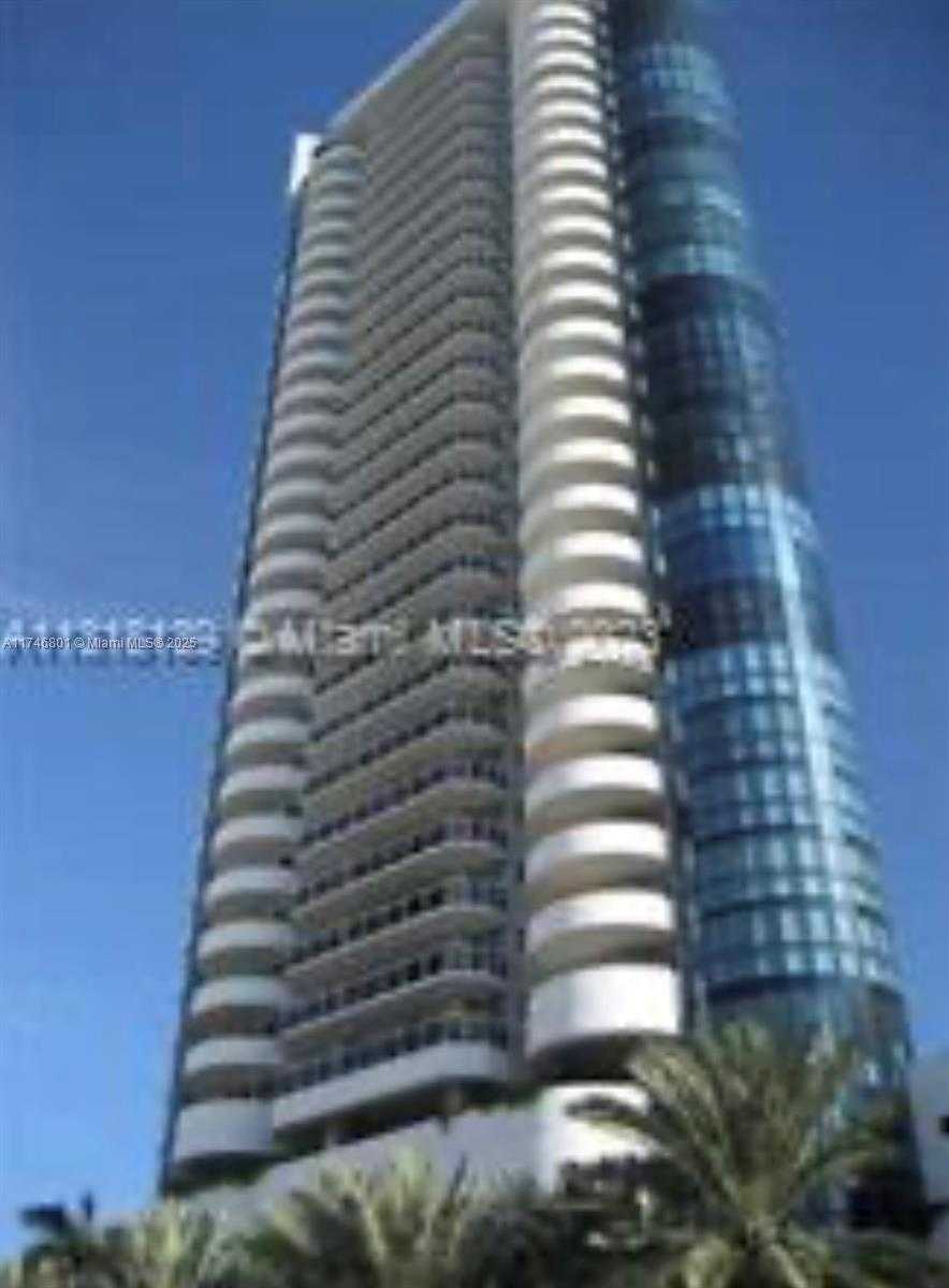 Small Image of 6301 COLLINS AVE #2705, Miami Beach Number 12