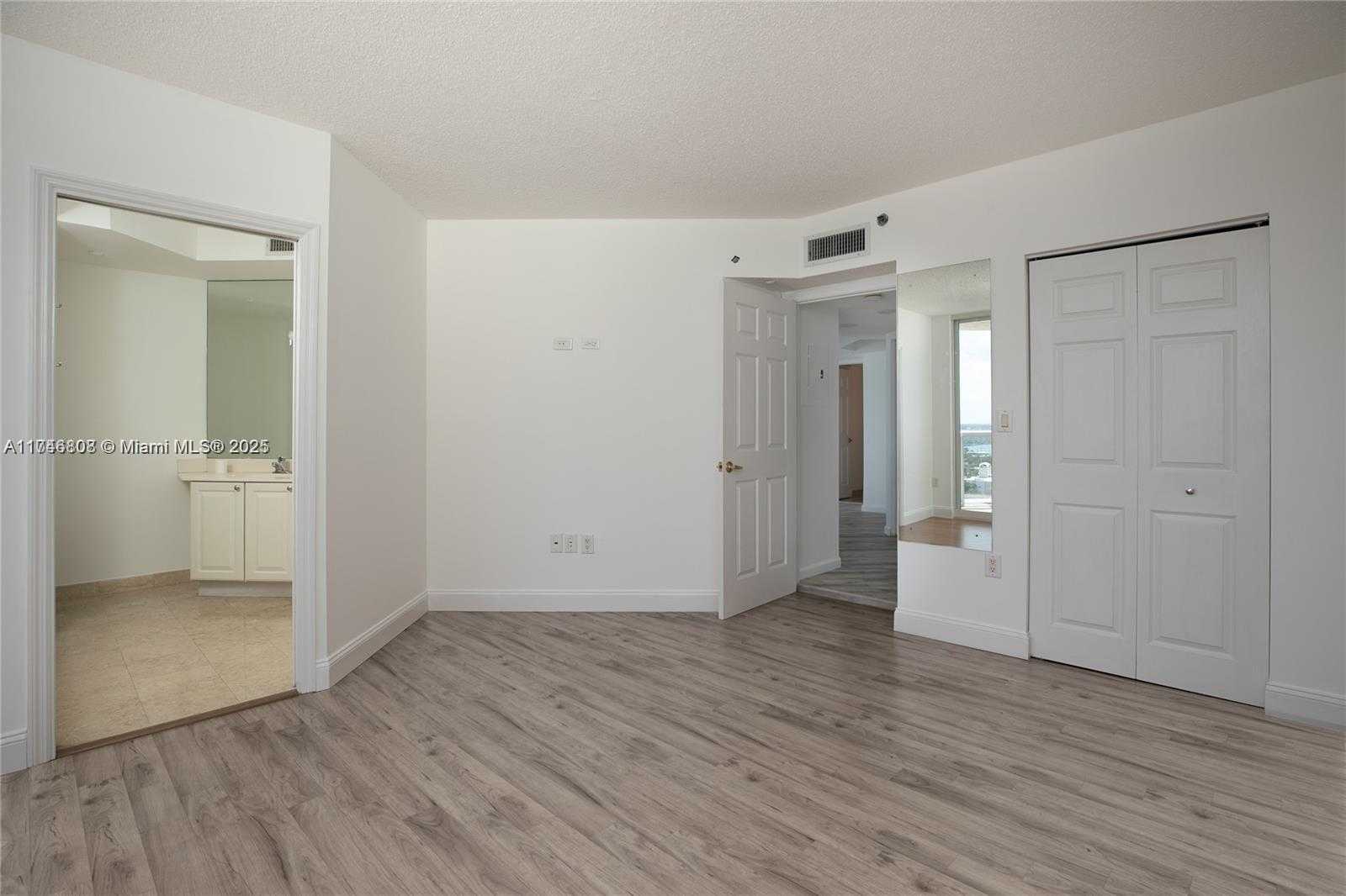 Small Image of 7330 OCEAN TER #21-D, Miami Beach Number 31