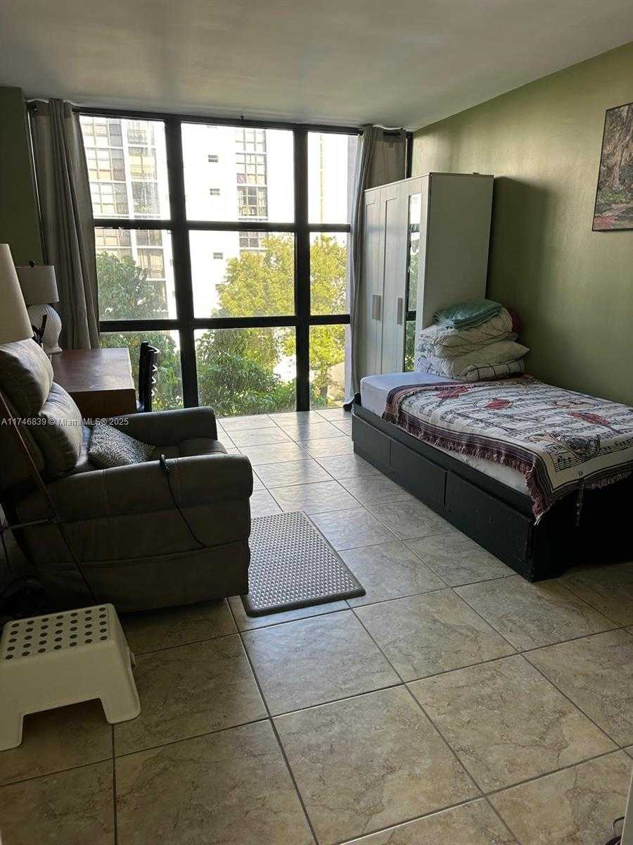 Small Image of 17011 NORTH BAY RD #507, Sunny Isles Beach Number 18