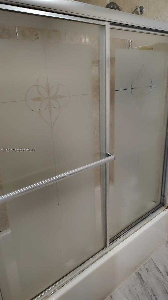 Small Image of 17011 NORTH BAY RD #507, Sunny Isles Beach Number 23