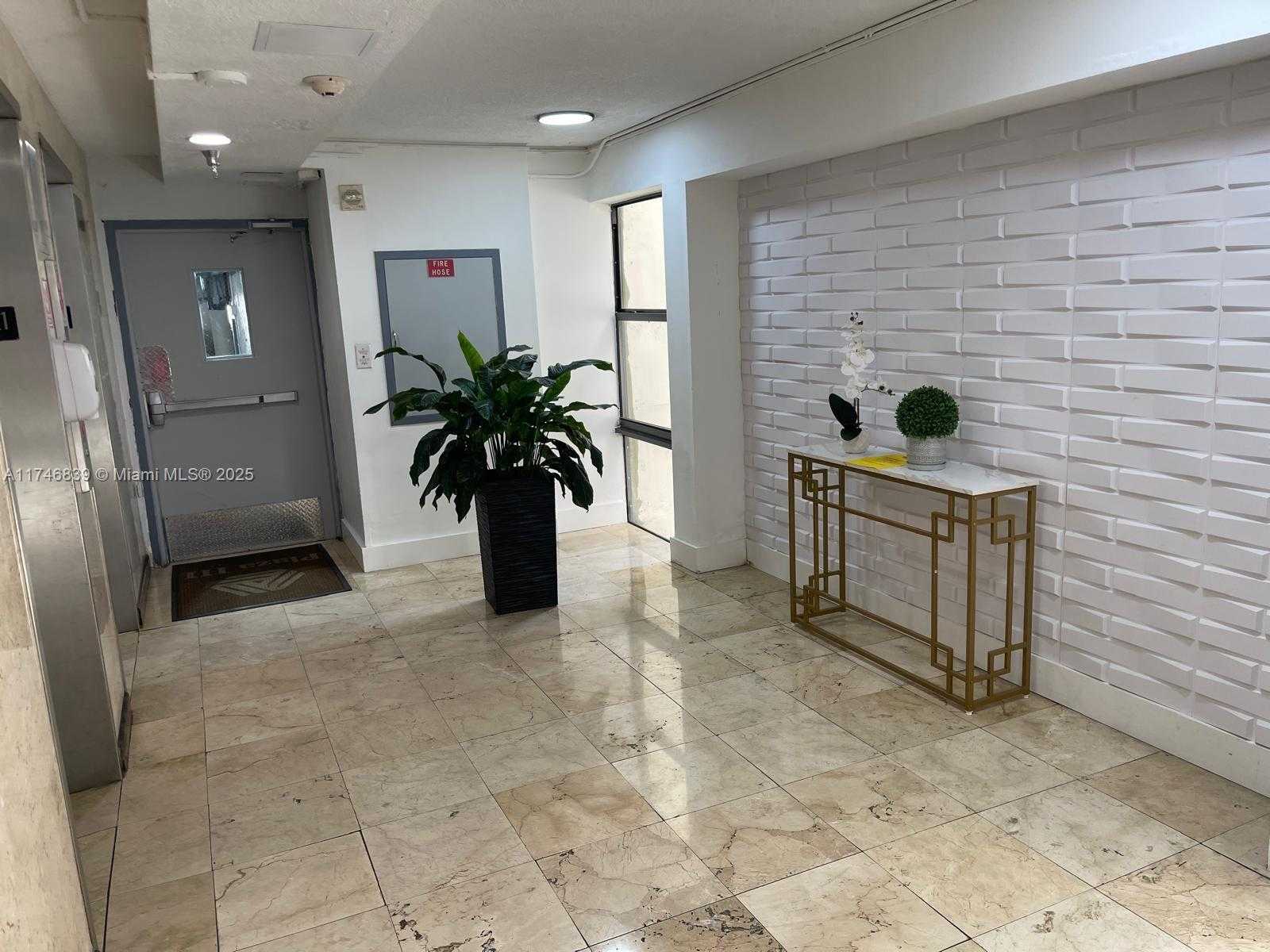 Small Image of 17011 NORTH BAY RD #507, Sunny Isles Beach Number 27