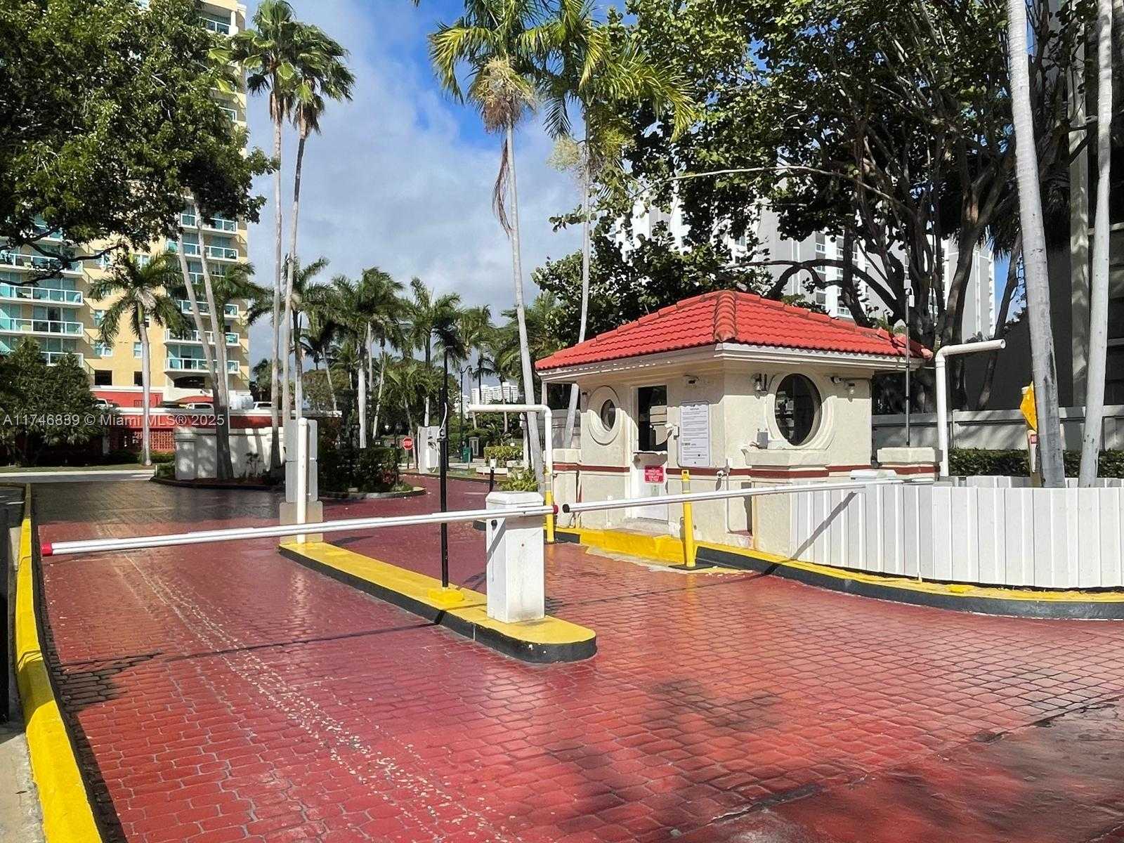 Small Image of 17011 NORTH BAY RD #507, Sunny Isles Beach Number 5