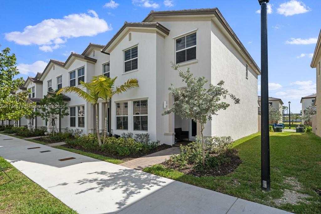 Small Image of 12846 SOUTH WEST 243RD ST #N/A, Homestead Number 2