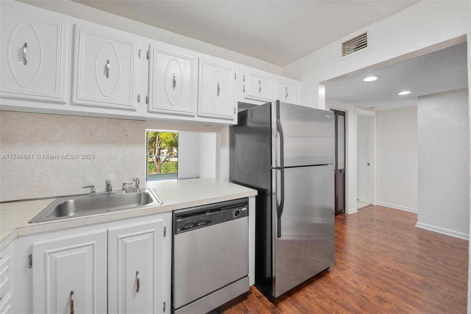 Small Image of 8901 NORTH NEW RIVER CANAL RD #14W, Plantation Number 12