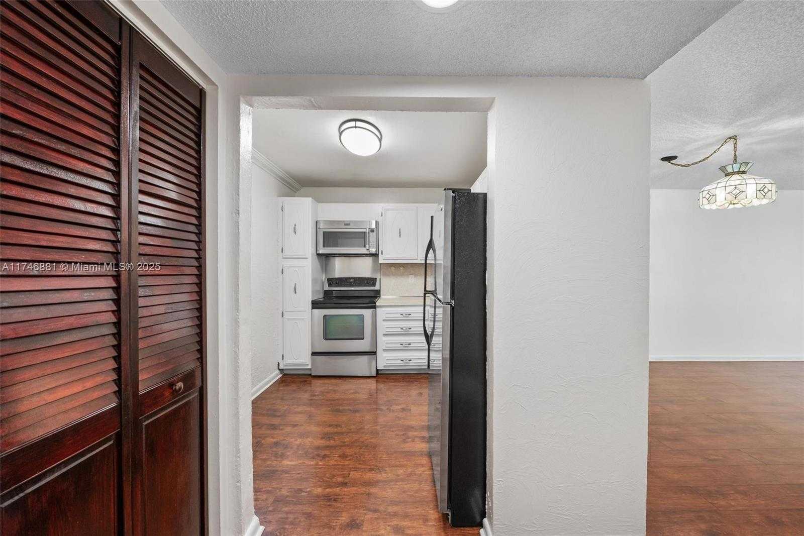 Small Image of 8901 NORTH NEW RIVER CANAL RD #14W, Plantation Number 9