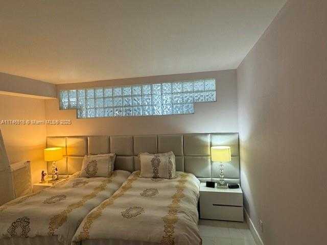 Small Image of 5401 COLLINS AVE #628, Miami Beach Number 33