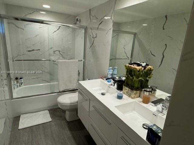 Small Image of 5401 COLLINS AVE #628, Miami Beach Number 35
