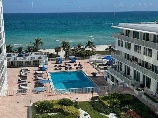Small Image of 5401 COLLINS AVE #628, Miami Beach Number 5