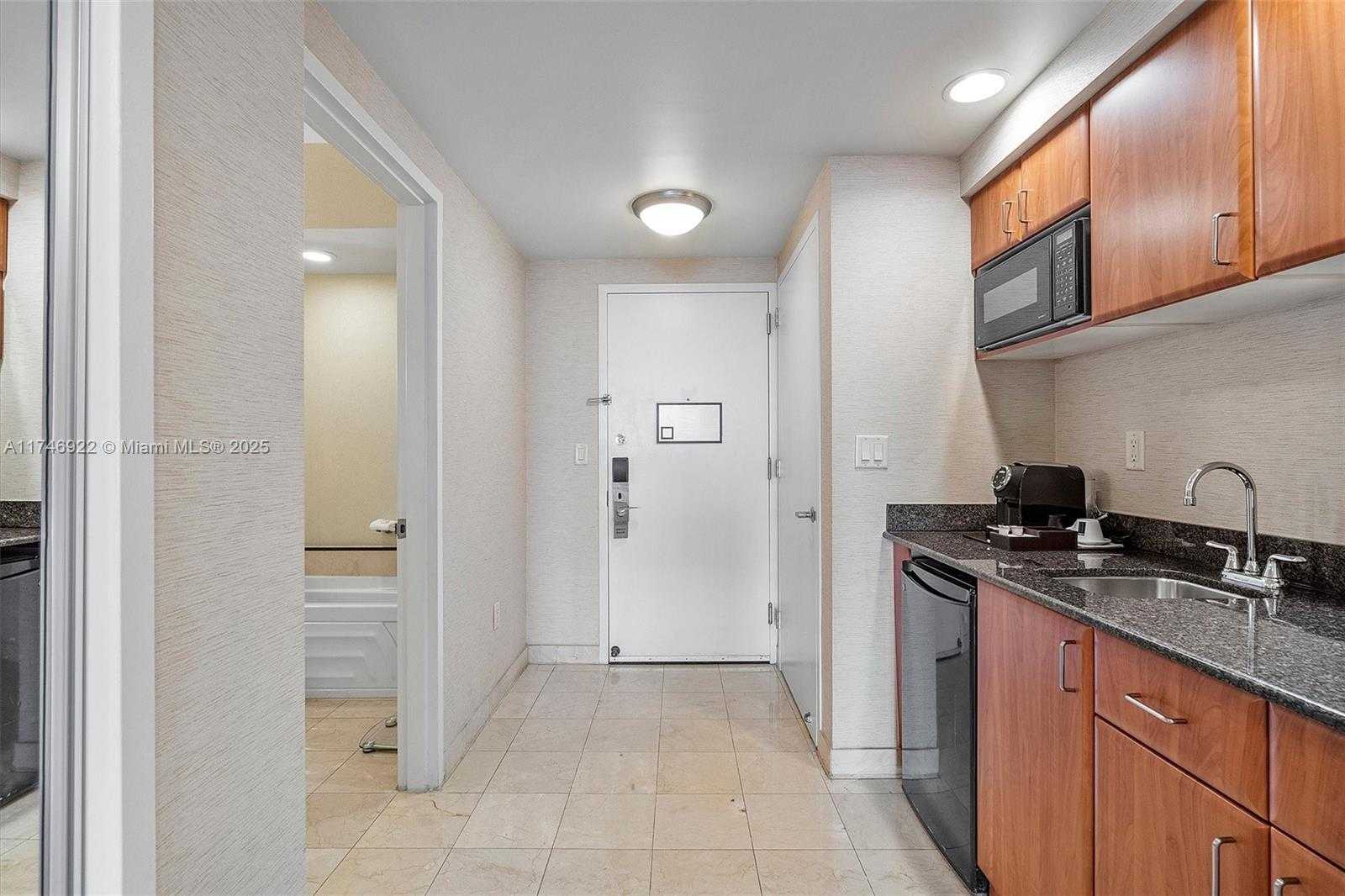 Small Image of 18001 COLLINS AVE #1817, Sunny Isles Beach Number 16