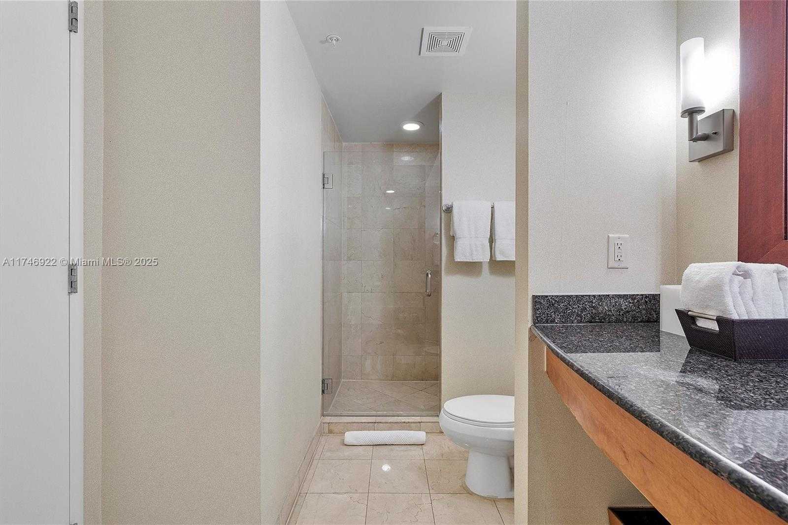 Small Image of 18001 COLLINS AVE #1817, Sunny Isles Beach Number 21
