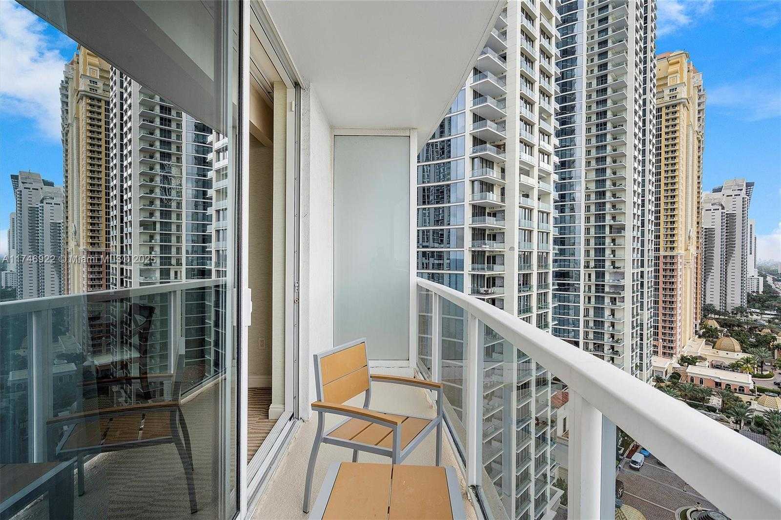 Small Image of 18001 COLLINS AVE #1817, Sunny Isles Beach Number 26