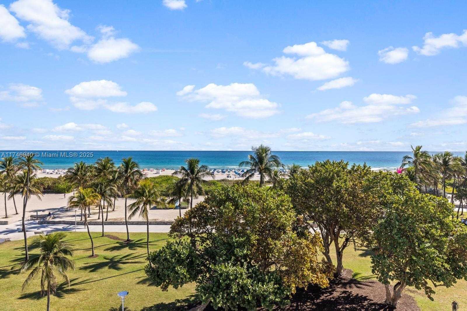 Small Image of 1024 Ocean Dr, Miami Beach, FL 33139, USA Number 23