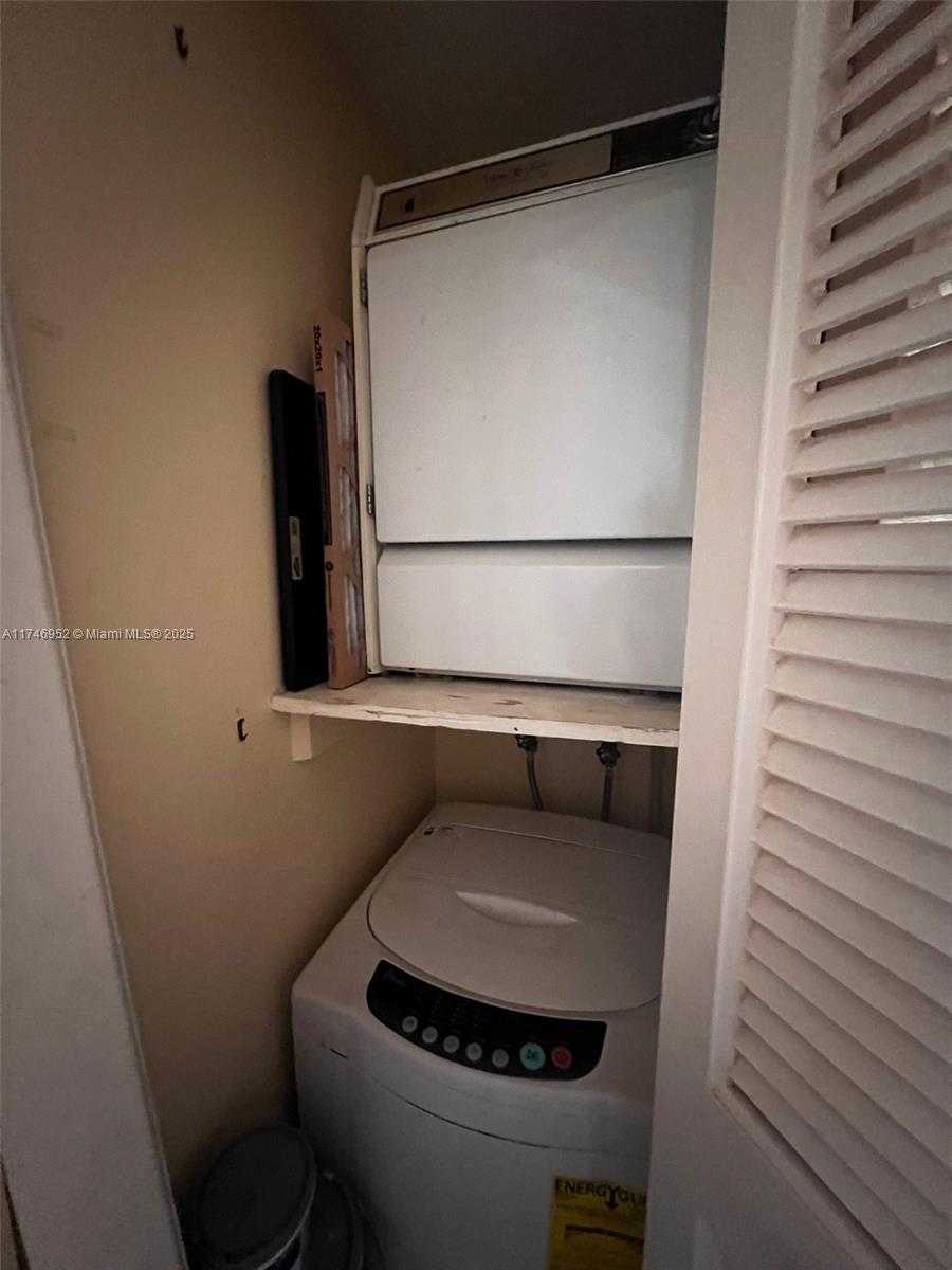 Small Image of 7850 WEST MCNAB RD #208, Tamarac Number 12