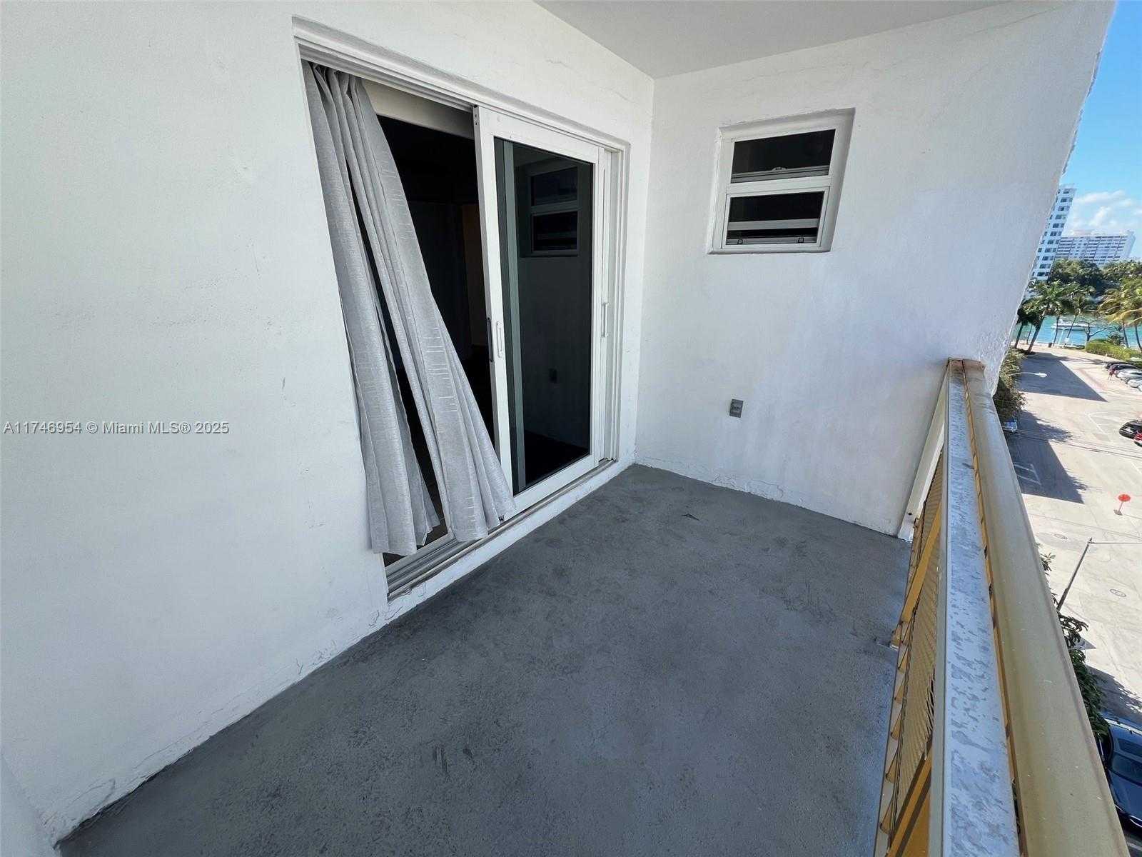 Small Image of 1340 LINCOLN RD #705, Miami Beach Number 17