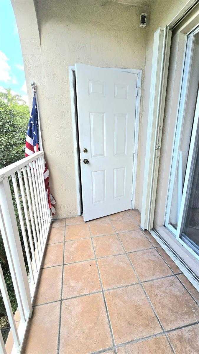 Small Image of 5660 NORTH WEST 115TH CT #209, Doral Number 11
