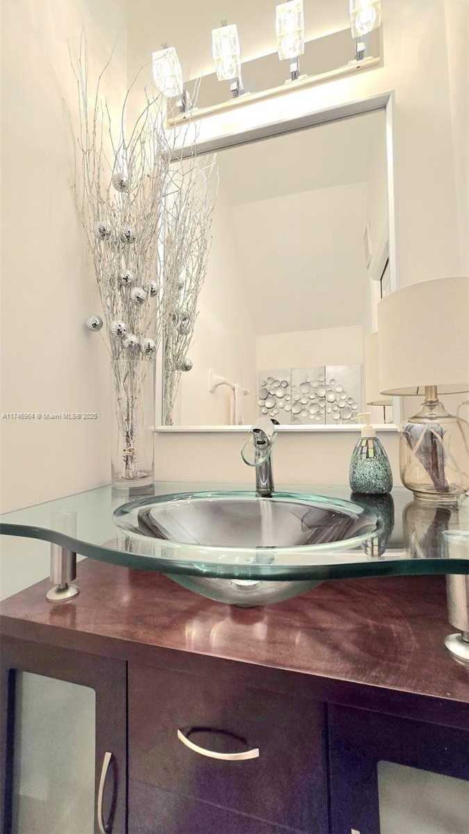 Small Image of 5660 NORTH WEST 115TH CT #209, Doral Number 15