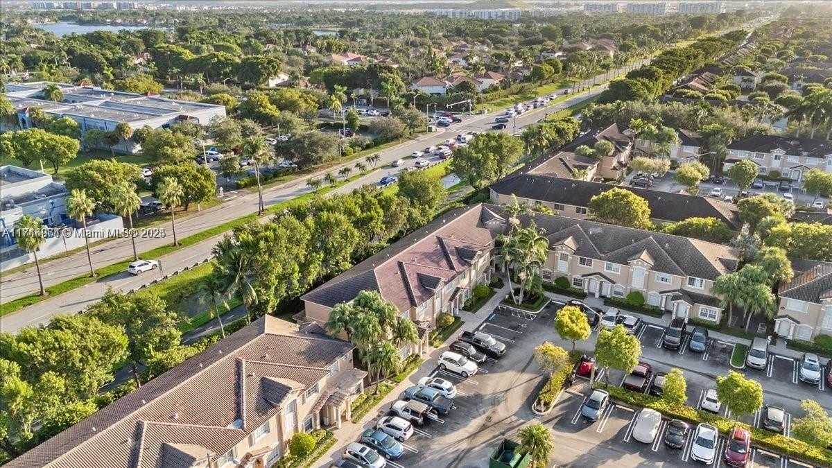 Small Image of 5660 NORTH WEST 115TH CT #209, Doral Number 40