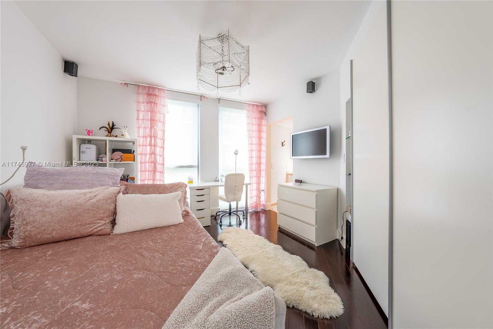 Small Image of 9401 COLLINS AVE #403, Surfside Number 35